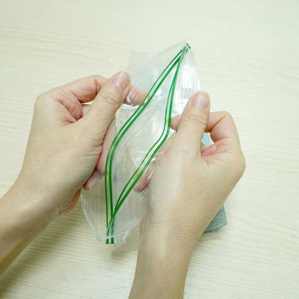Large Clear Double-Sealed Plastic Zip Lock Reusable Self-Sealing Bag for Food Shipping Compostable PE Printed Product Protection