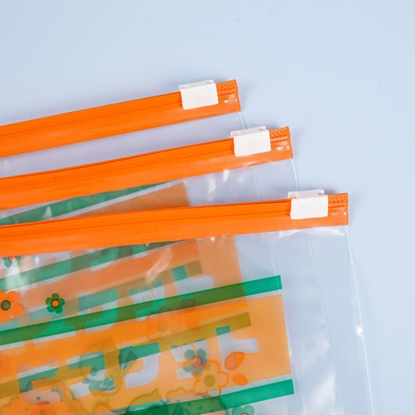 PVC & PE Printed Zipper Pouch Small Frosted Plastic Ziplock Bag for Clothes & Underwear Packaging